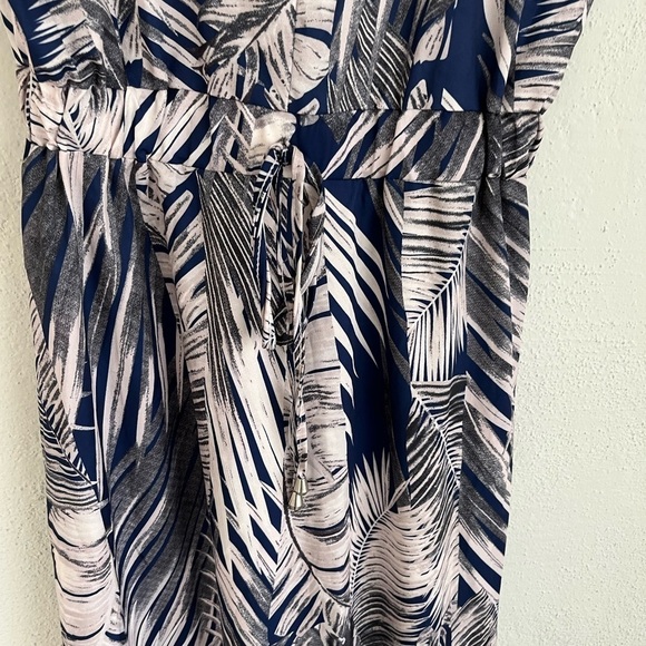 NXH Woman Navy&Taupe Floral V- Neck Maxi Dress, Size XL - Picture 9 of 9